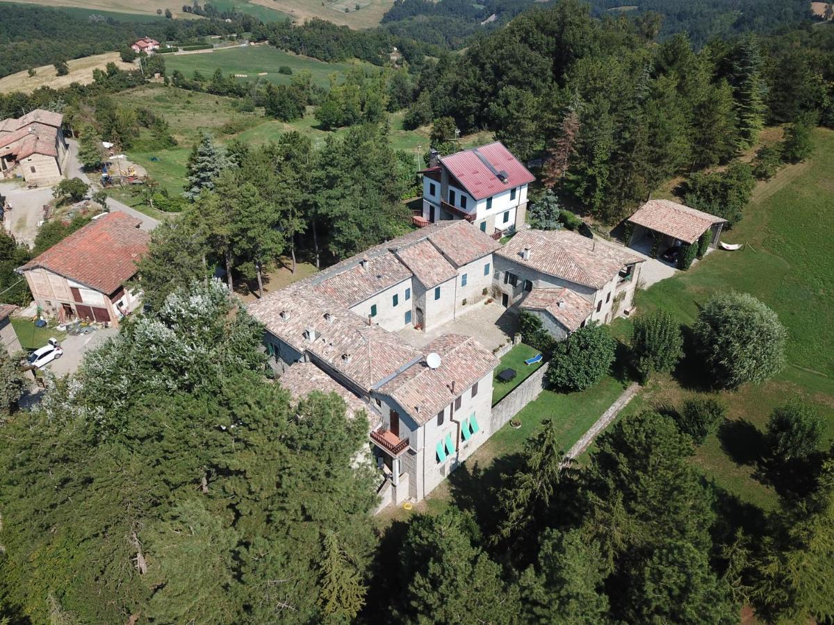 La Corte Bonomini Bed and Breakfast Neviano degli Arduini Buitenkant foto