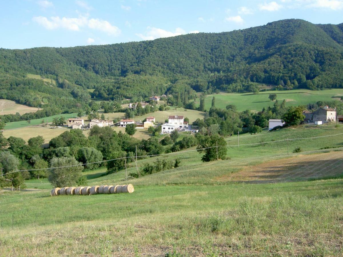 La Corte Bonomini Bed and Breakfast Neviano degli Arduini Buitenkant foto