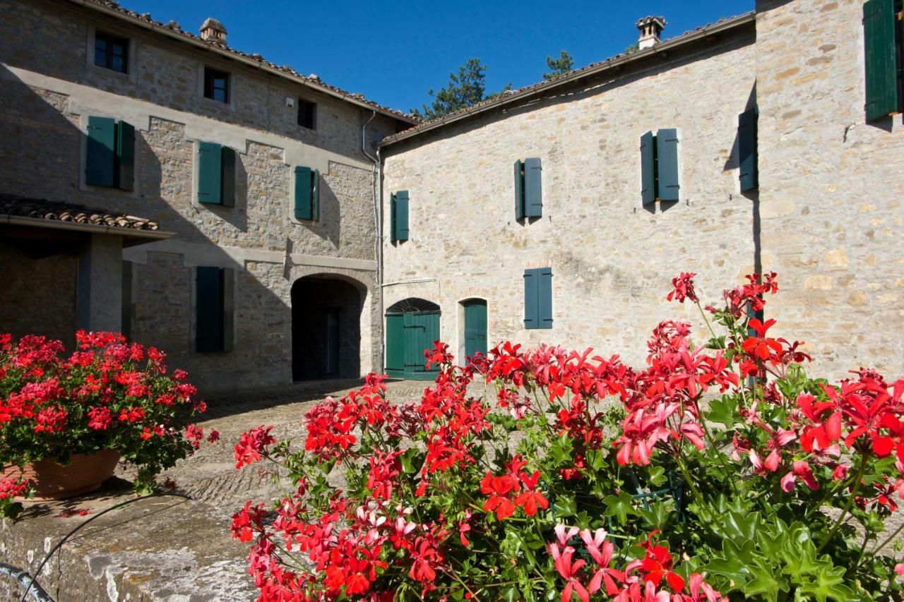 La Corte Bonomini Bed and Breakfast Neviano degli Arduini Buitenkant foto